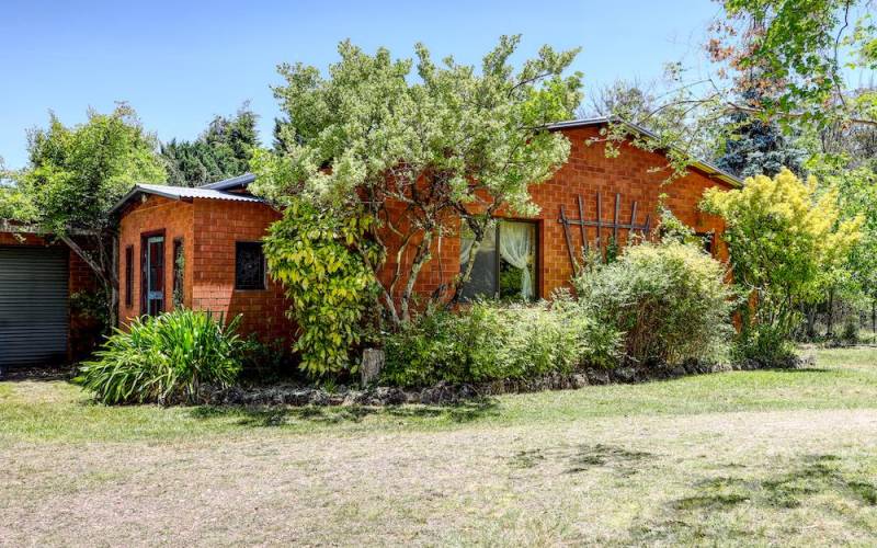 896 Barry Rd, Hanging Rock, NSW 2340